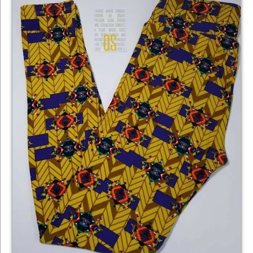 UNICORN ALERT! Aztec Print NWT Lularoe OS Leggings